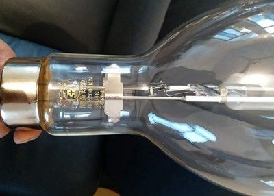 Lámpara OCULTADA lámpara de la pesca del calamar del haluro del metal de los pescados del bulbo de BT220 2000w Mh