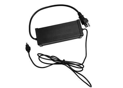corriente continua de los accesorios del accesorio de iluminación de 21V 4A 84W Constant Voltage 50Hz 60Hz